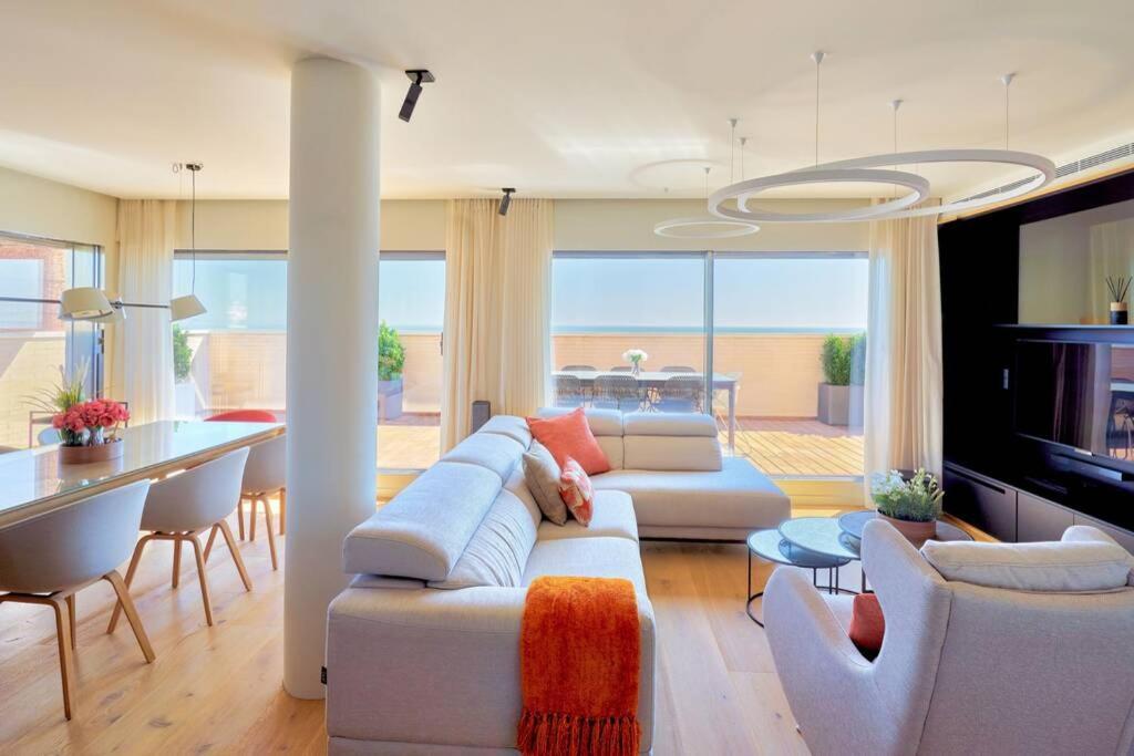 D&R Penthouse On The Beach Lejlighed Málaga Eksteriør billede