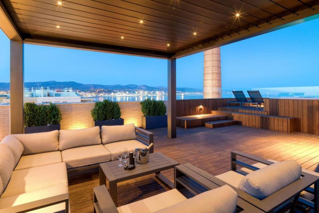 D&R Penthouse On The Beach Lejlighed Málaga Eksteriør billede